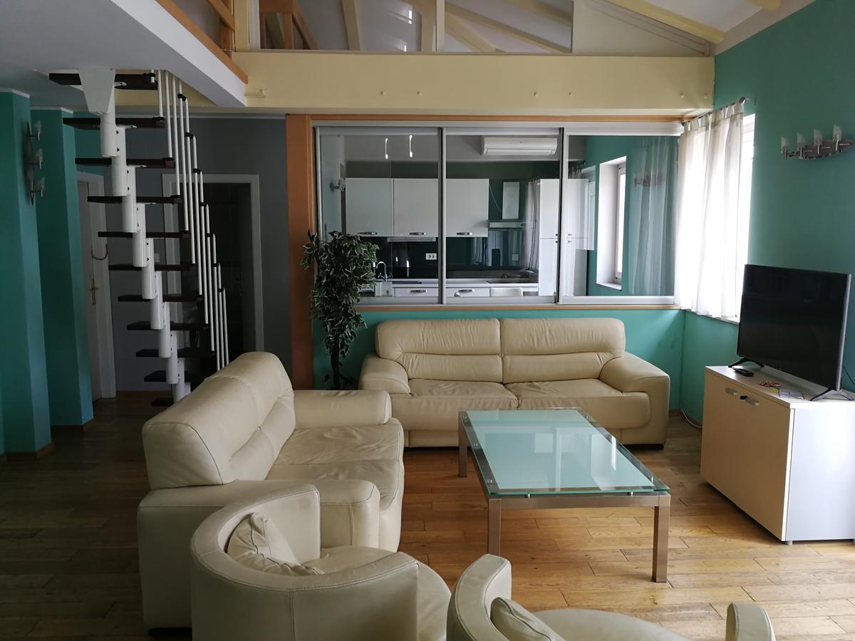 Apartments Zlatko Delic Ika Exteriér fotografie